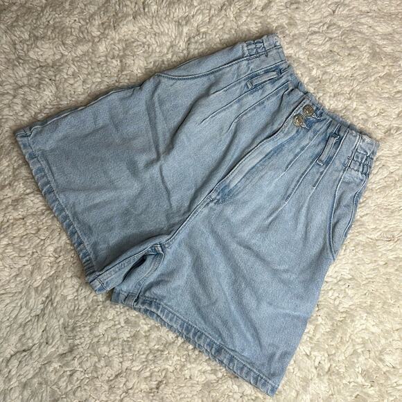 Zara Denim Light Wash Pleated High Waisted Shorts Slight Distressing U4 - Picture 1 of 5